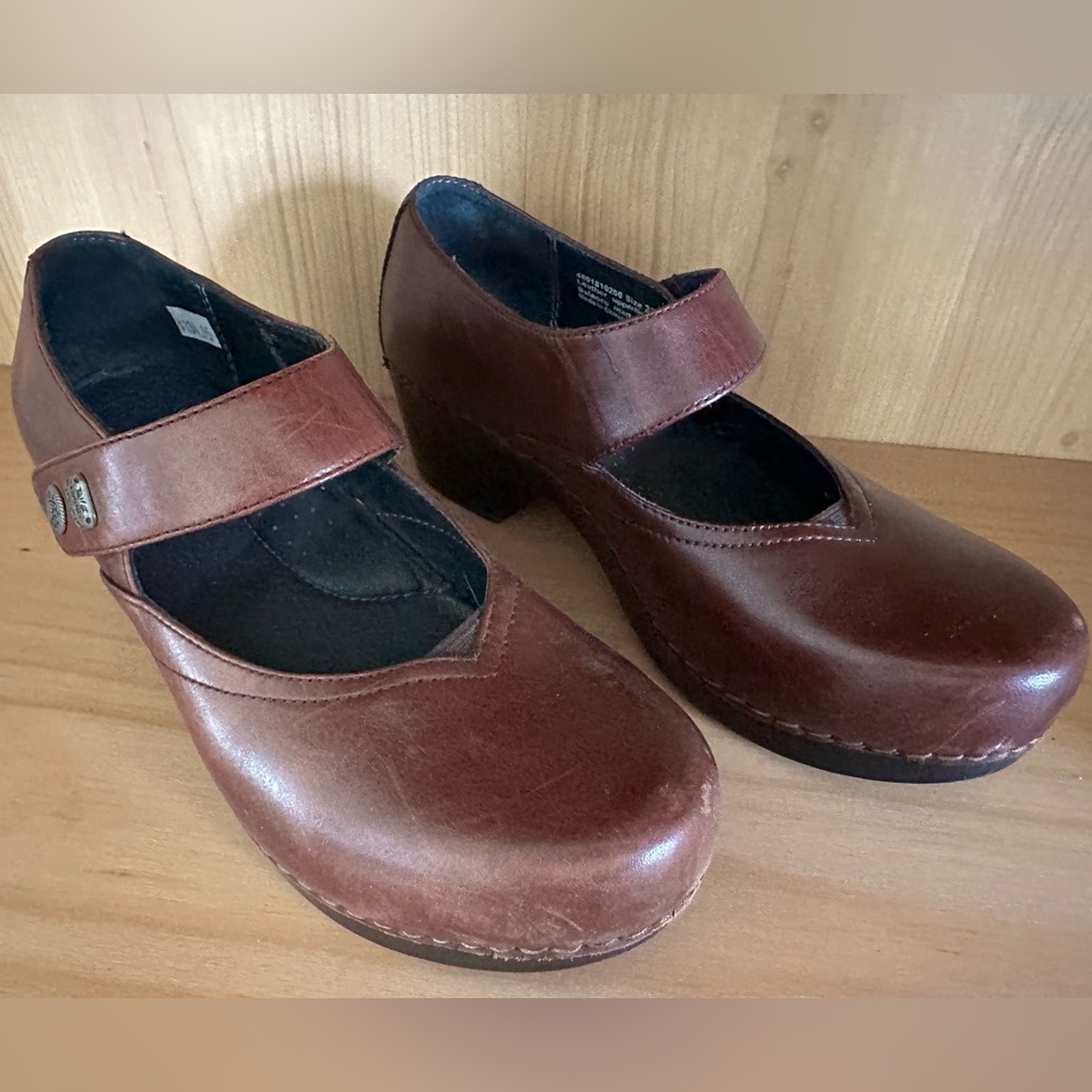 Dansko Beatrice Mary Jane’s with heel